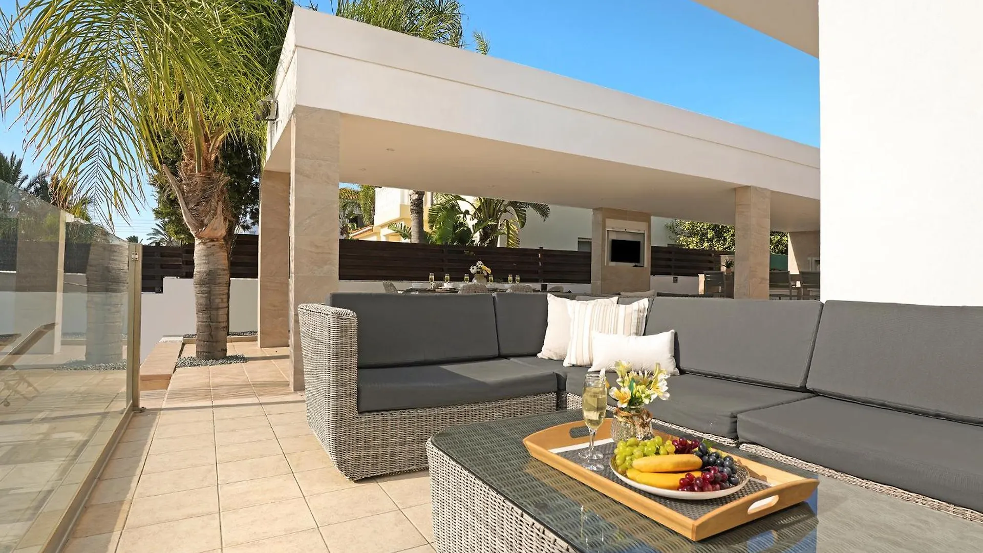 פרוטאראס Villa Harmony קפריסין